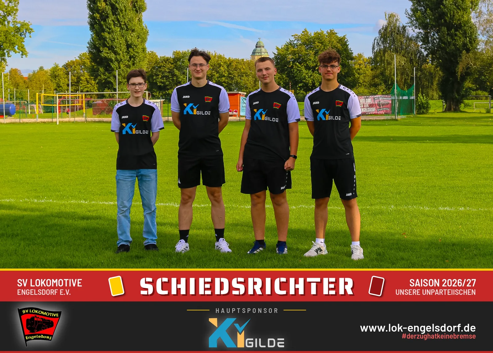 Die Schiedsrichter des SV Lok Engelsdorf, Saison 2026/27, auf dem Sportplatz